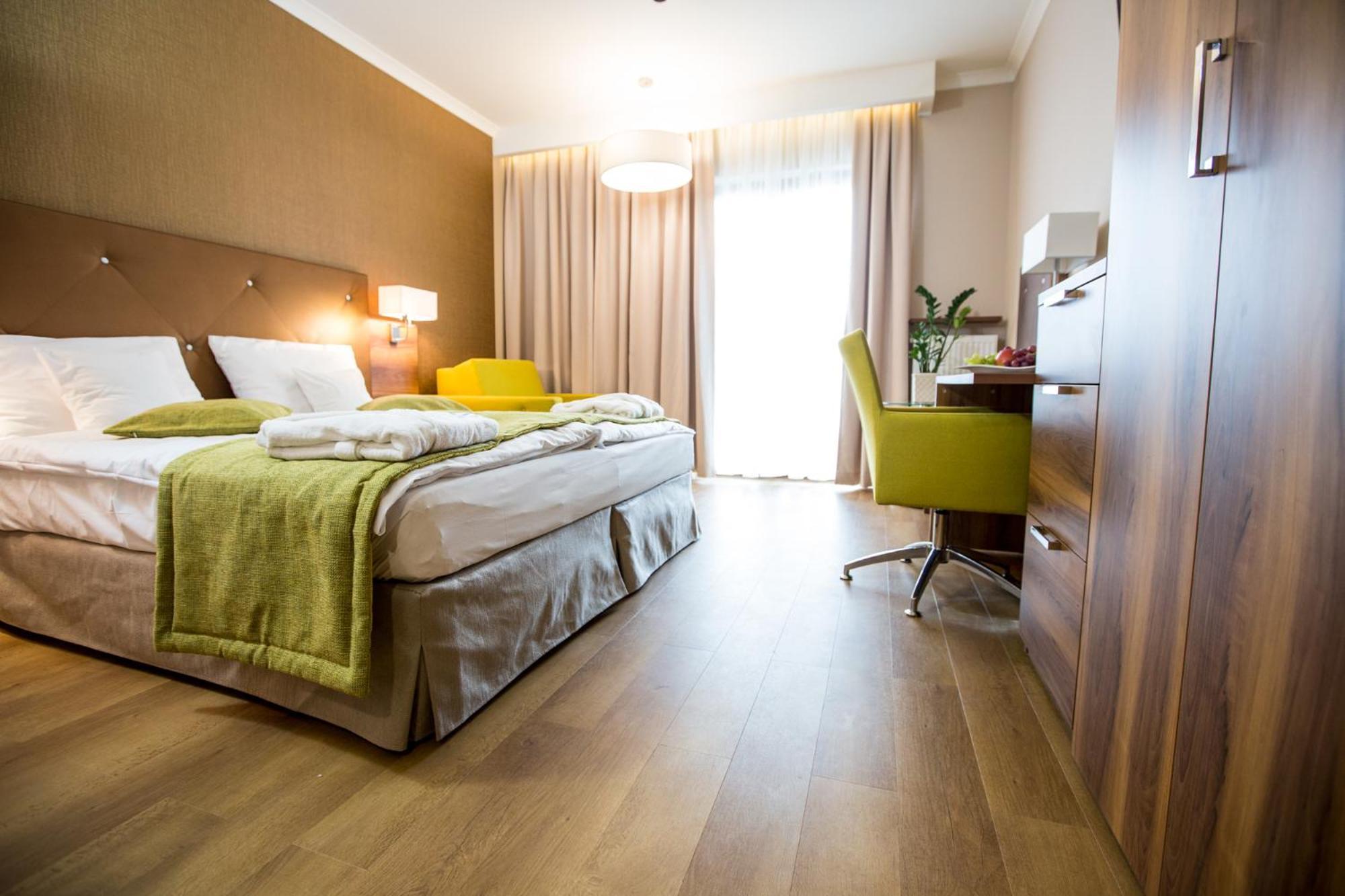 Mineral Hotel Malinowy Raj Солец-Здруй Экстерьер фото